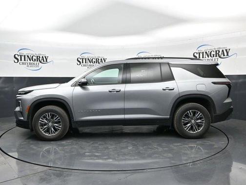 Sterling Gray Metallic 2025 Chevrolet Traverse LT