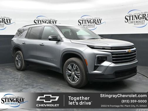 Sterling Gray Metallic 2025 Chevrolet Traverse LT