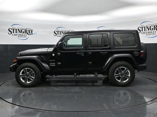 Black Clearcoat 2021 Jeep Wrangler Unlimited Sahara