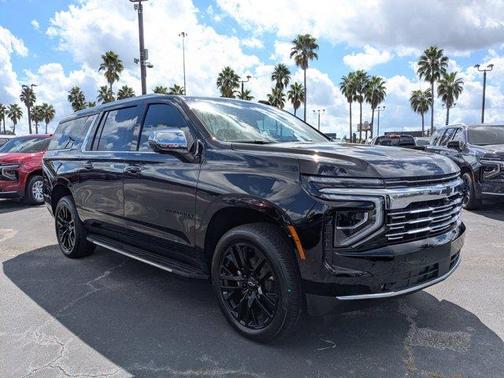2025 Chevrolet Suburban Premier