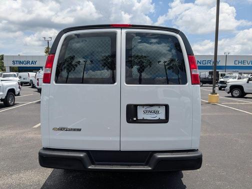 2025 Chevrolet Express 2500 Work Van
