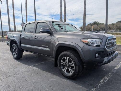 2017 Toyota Tacoma TRD Sport