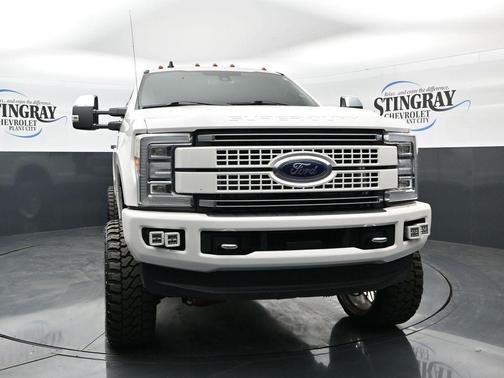 White Platinum Clearcoat Metallic 2019 Ford F-250 Platinum