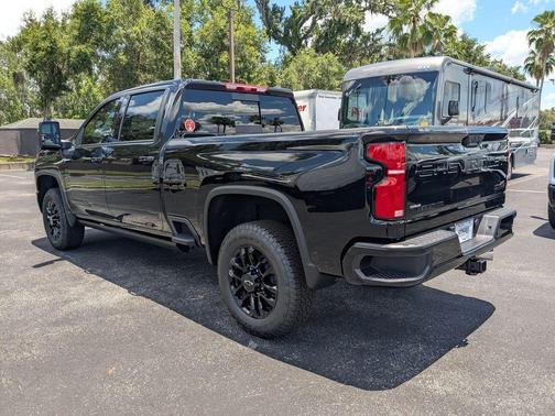 2025 Chevrolet Silverado 2500 High Country