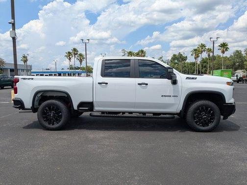 2025 Chevrolet Silverado 2500 Custom