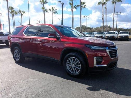 2023 Chevrolet Traverse LT Cloth