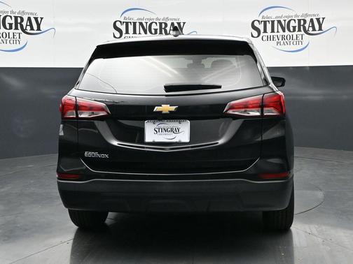 Mosaic Black Metallic 2023 Chevrolet Equinox LS