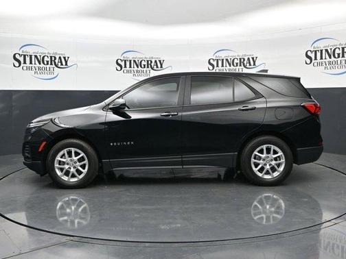 Mosaic Black Metallic 2023 Chevrolet Equinox LS