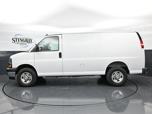 Summit White 2025 Chevrolet Express 2500 Work Van