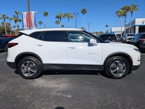 2025 Chevrolet Blazer LT