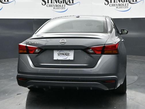 Gun Metallic 2025 Nissan Altima SV