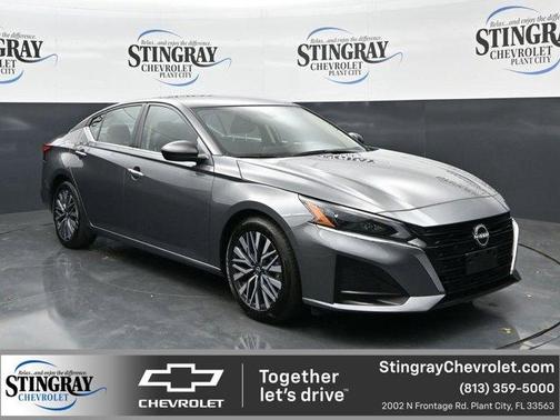 Gun Metallic 2025 Nissan Altima SV