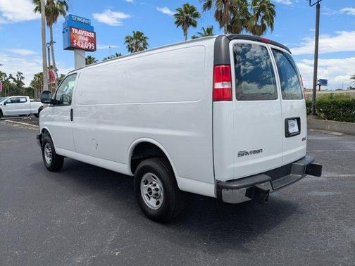 2023 GMC Savana 2500 Work Van