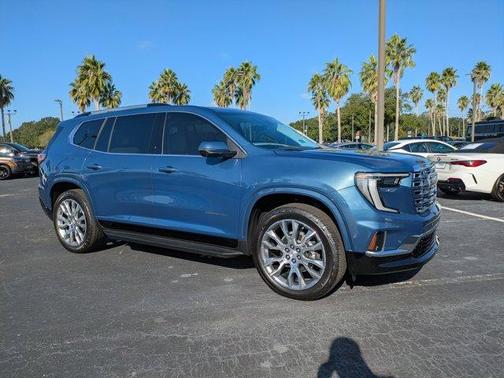 2025 GMC Acadia Denali