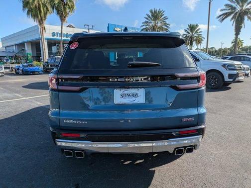 2025 GMC Acadia Denali