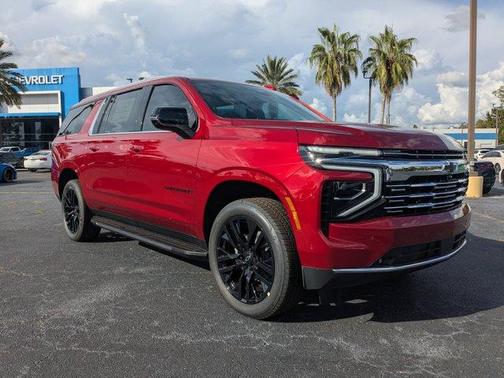 2025 Chevrolet Suburban Premier