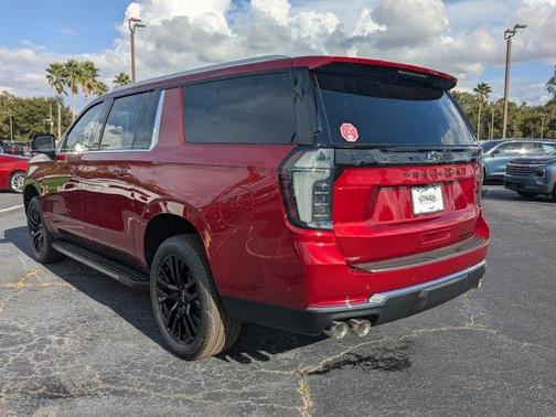 2025 Chevrolet Suburban Premier