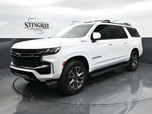 Summit White 2024 Chevrolet Suburban Z71