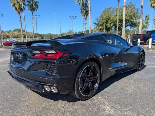 2022 Chevrolet Corvette Stingray w/2LT