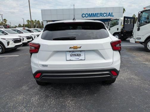 2026 Chevrolet Trax LS