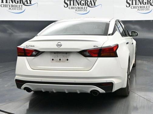 White 2020 Nissan Altima 2.5 SL
