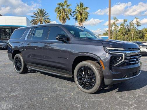2025 Chevrolet Suburban Premier