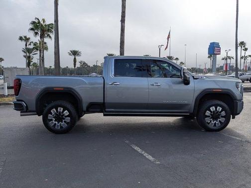 2025 GMC Sierra 3500 Denali