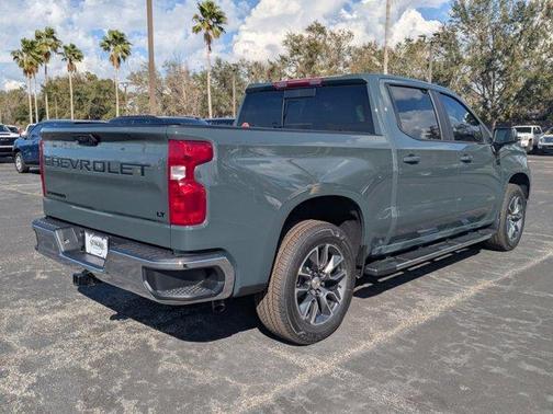 2025 Chevrolet Silverado 1500 LT