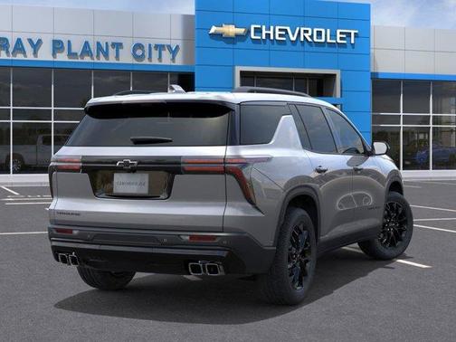 Sterling Gray Metallic 2026 Chevrolet Traverse LT