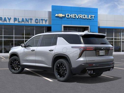 Sterling Gray Metallic 2026 Chevrolet Traverse LT