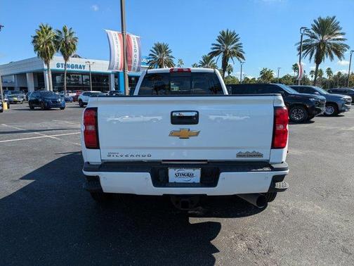 2015 Chevrolet Silverado 3500 High Country