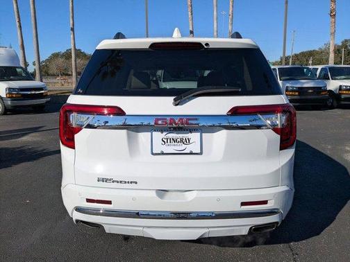 2022 GMC Acadia Denali