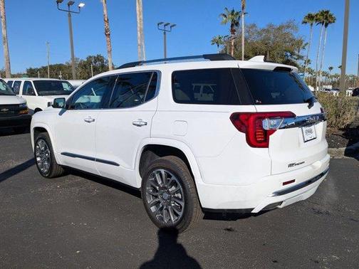 2022 GMC Acadia Denali