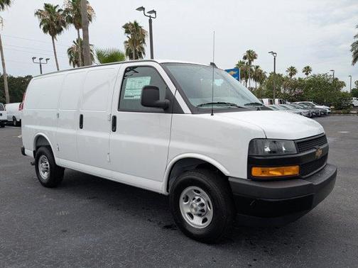 2025 Chevrolet Express 2500 Work Van