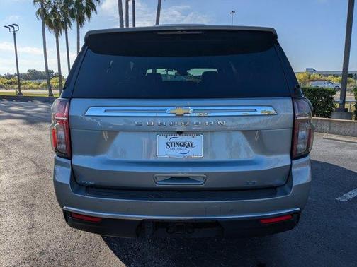 2023 Chevrolet Suburban LT