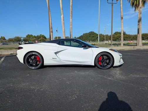 2025 Chevrolet Corvette E-Ray