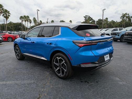 2025 Chevrolet Equinox EV LT 2