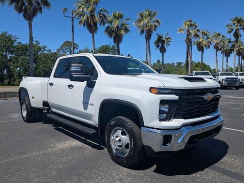 2025 Chevrolet Silverado 3500 WT