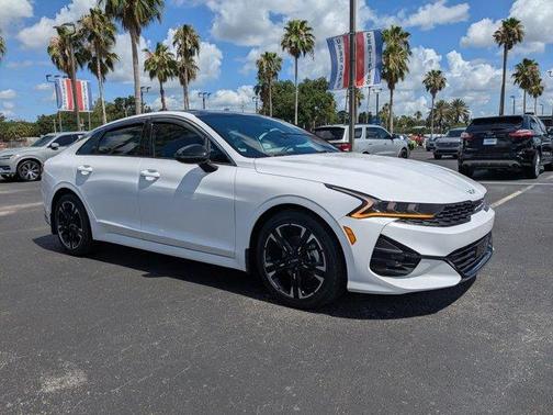 2022 Kia K5 GT-Line