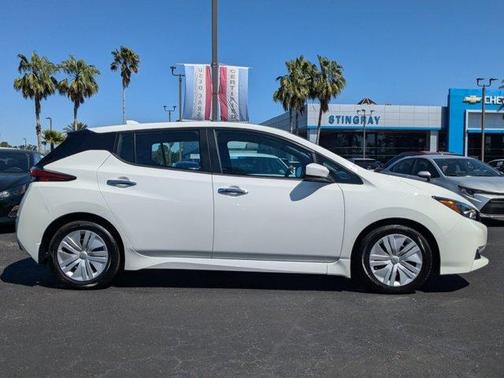 2024 Nissan Leaf S