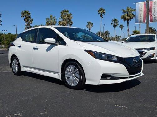 2024 Nissan Leaf S