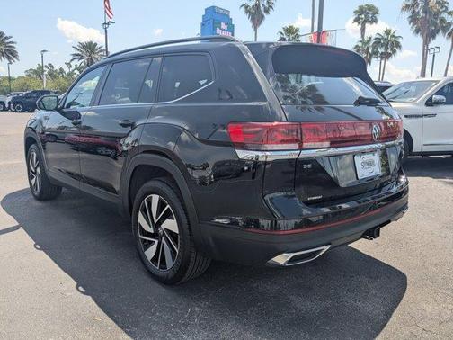 2024 Volkswagen Atlas 2.0T SE w/Technology