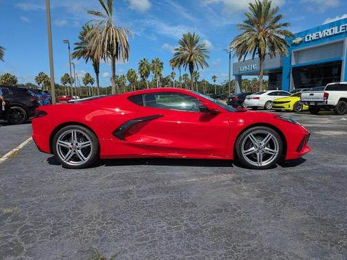 2026 Chevrolet Corvette Stingray w/1LT