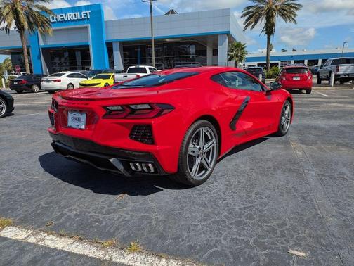 2026 Chevrolet Corvette Stingray w/1LT