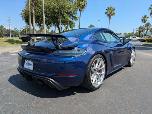 2021 Porsche 718 Cayman GT4