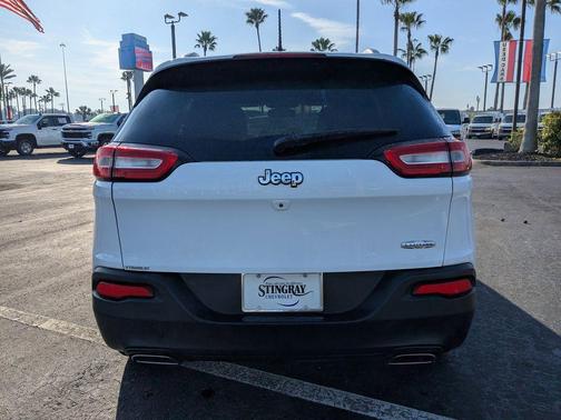 2016 Jeep Cherokee Latitude