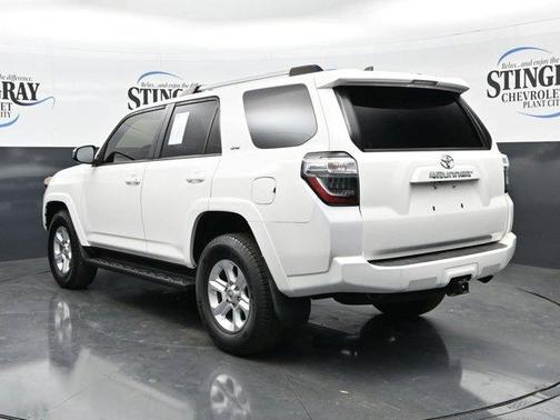 Super White 2020 Toyota 4Runner SR5
