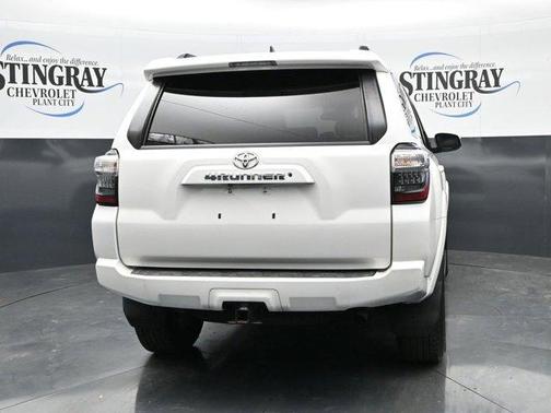 Super White 2020 Toyota 4Runner SR5