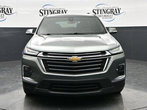 Silver Sage Metallic 2023 Chevrolet Traverse LT Cloth