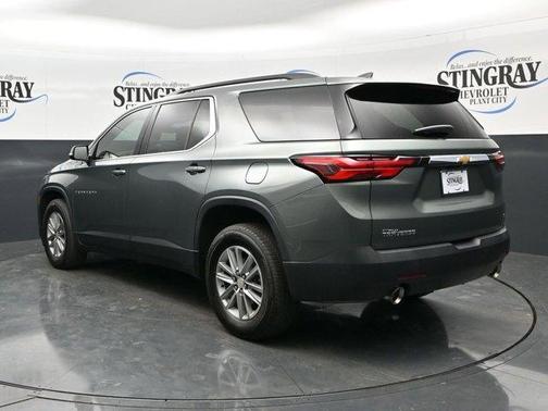 Silver Sage Metallic 2023 Chevrolet Traverse LT Cloth